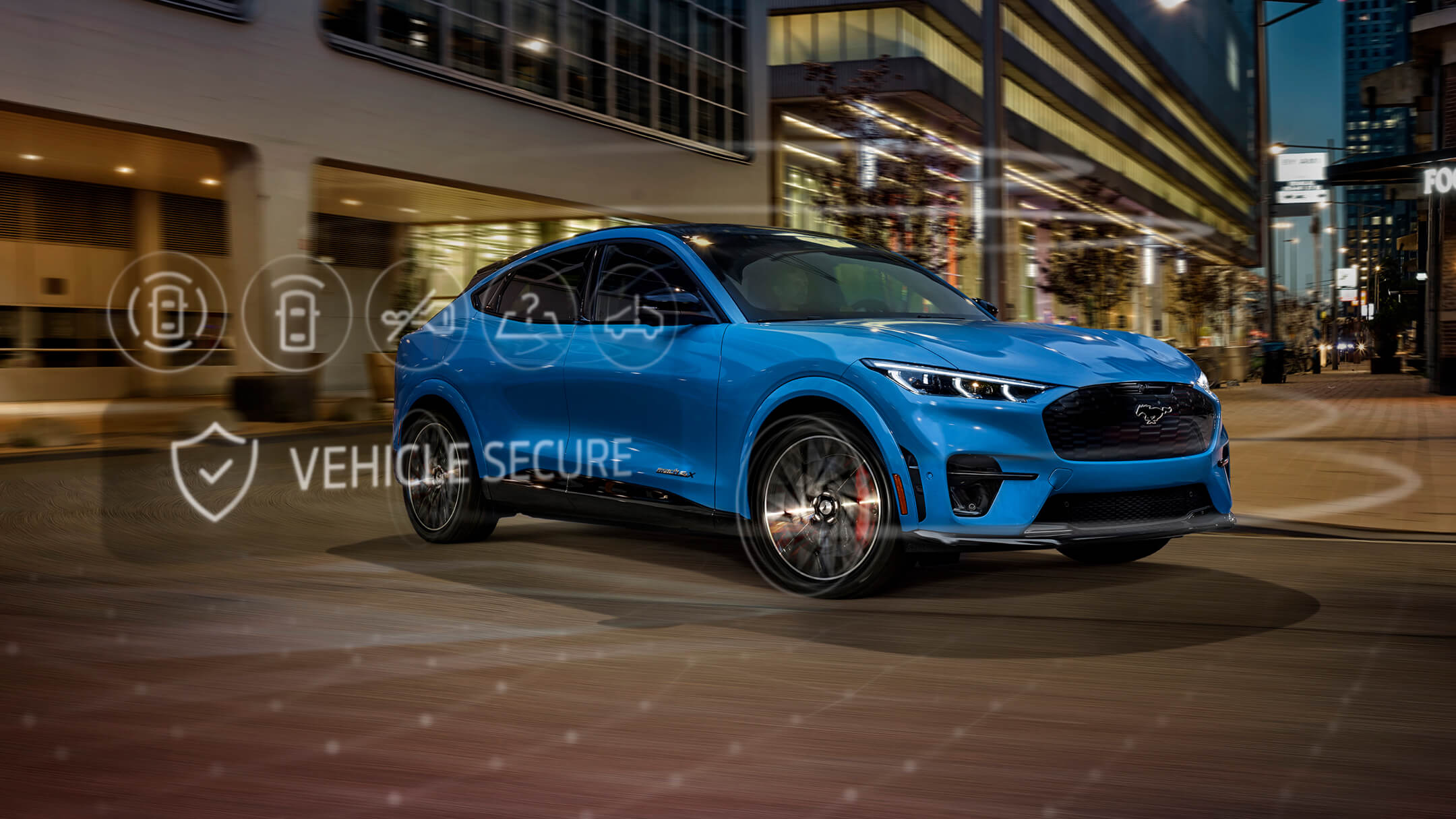 Ford Mustang Mach-E in Blau. Visualisierung SecuriAlert