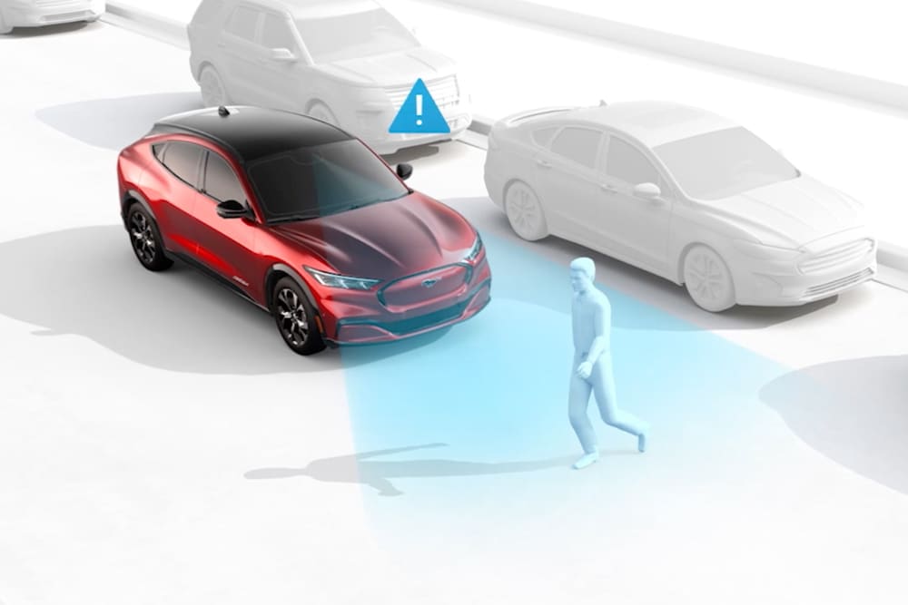 Ford Mustang Mach-E. Illustration Pre-Collision-Assist.