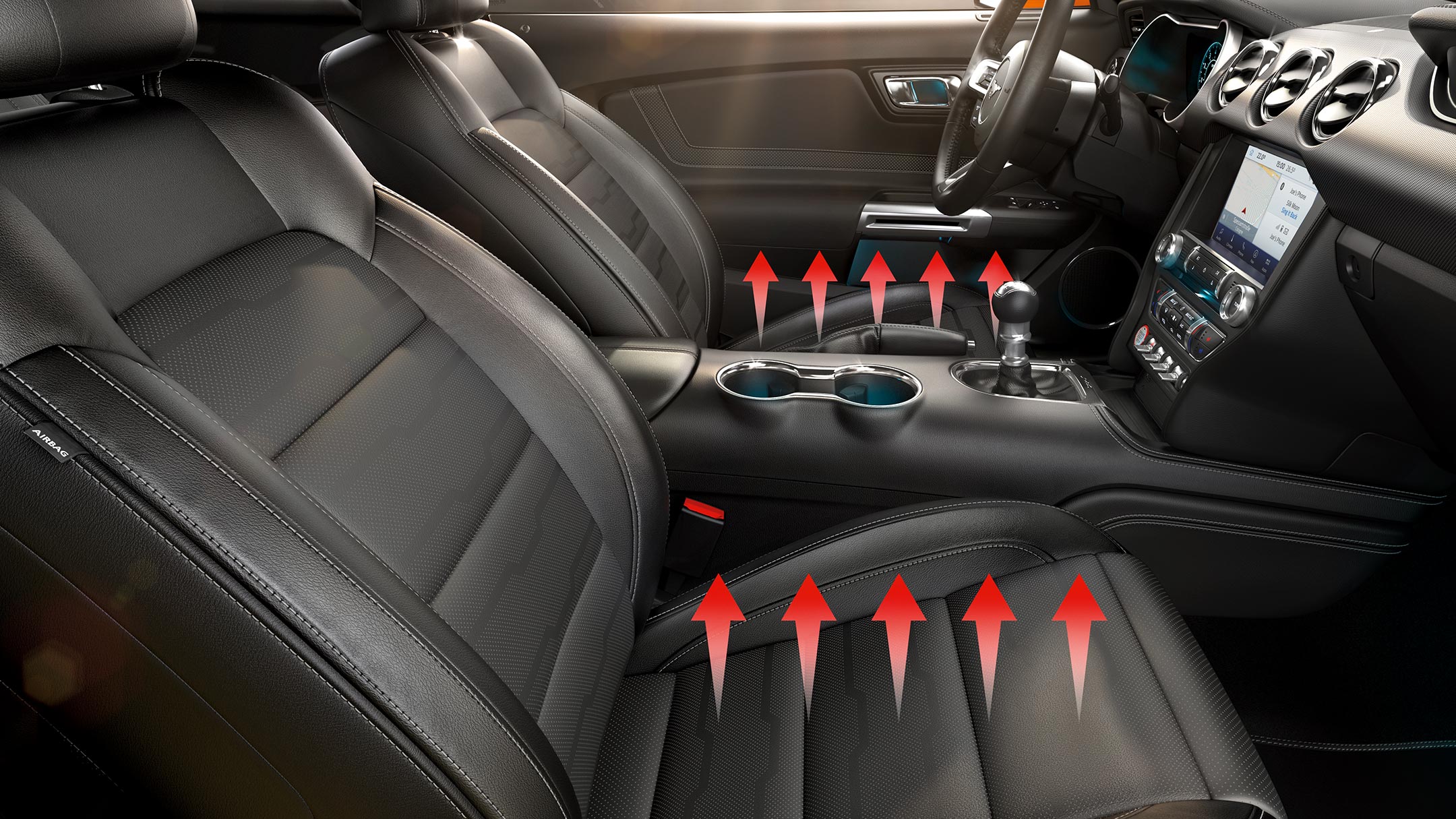 Ford Mustang Mach 1. Innenraumansicht des Cockpits mit Vordersitzen