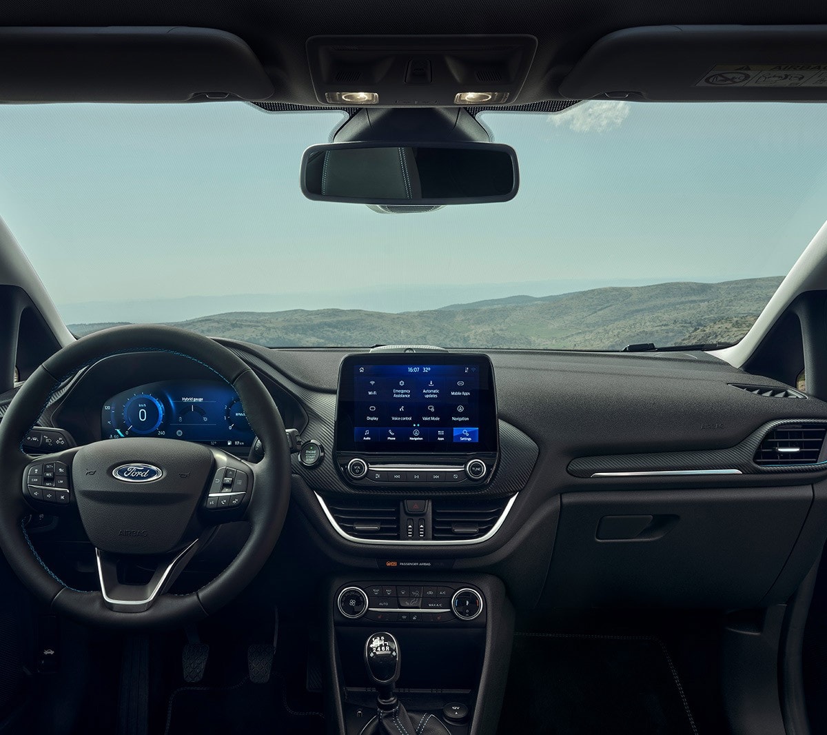 Ford Fiesta Innenraum. Ansicht des Cockpits mit Ford SYNC 3.