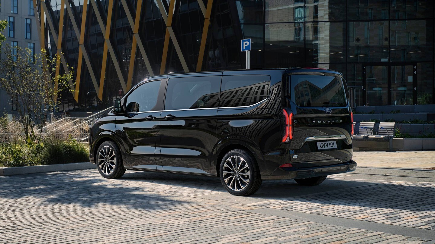 Der neue Ford Tourneo Custom und E-Tourneo Custom