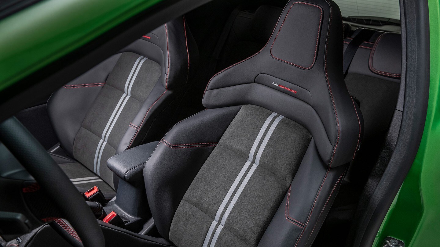 Ford Fiesta ST Innenraum. Ansicht der Performance Sportsitze.