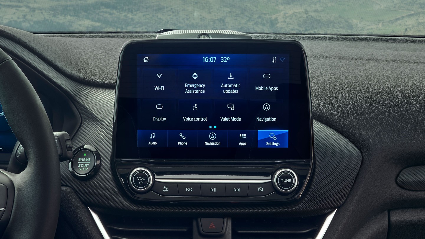 Ford Fiesta ST Innenraum. Detailansicht Touchscreen mit aktivem Ford SYNC 3.