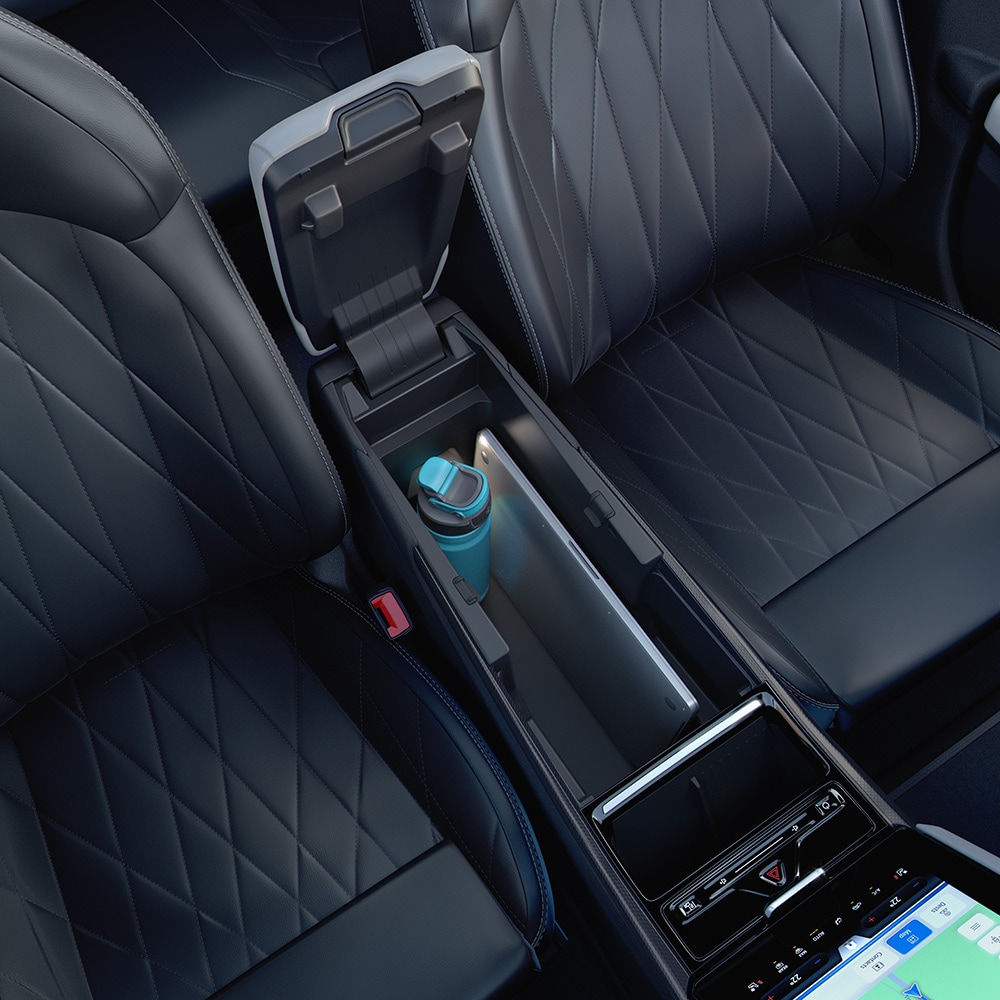 Der vollelektrische Ford Explorer Innenraum. Ansicht auf vordere Sitzreihe mit MegaConsole.