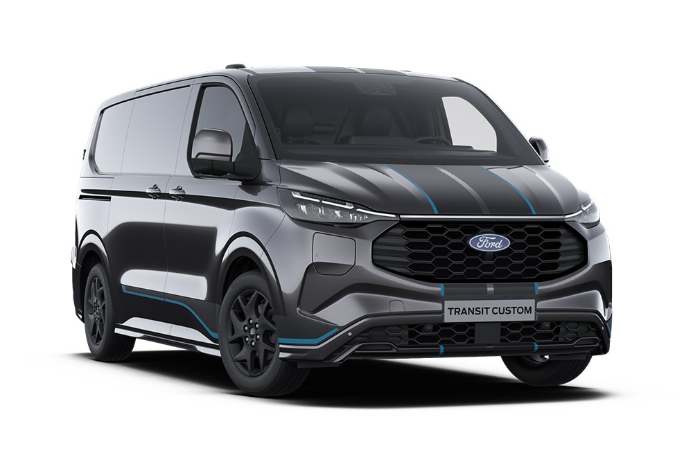Ford Transit Custom Sport in Schwarz. Dreiviertelansicht, vor einem weißen Hintergrund.