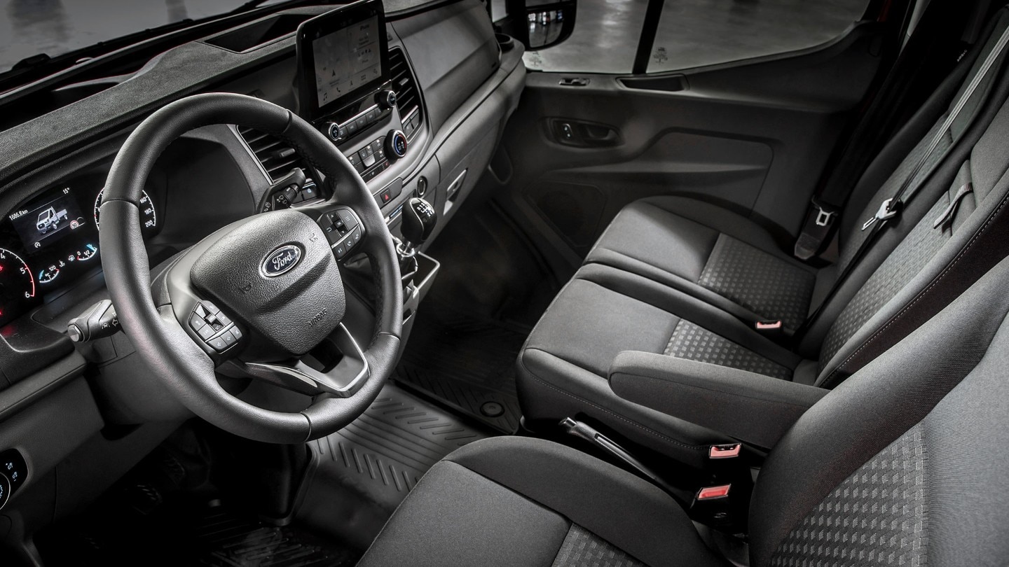 Ford Transit Innenraum. Detailansicht des Beifahrer-Doppelsitz