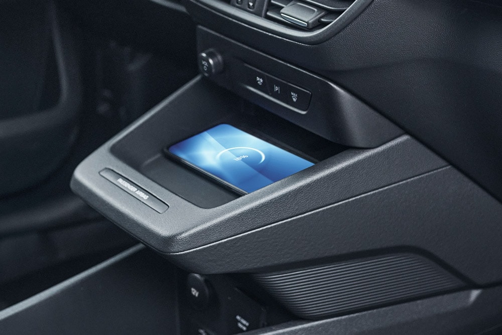Ford E-Tourneo Courier Innenraum. Detailansicht Ablagefach.